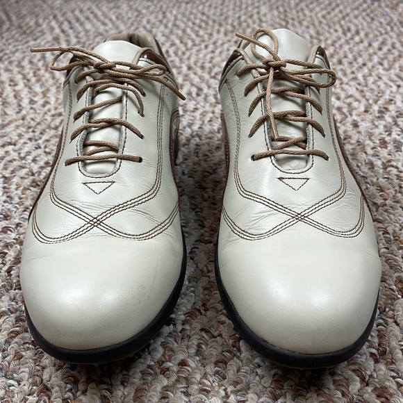 FootJoy Women's LoPro Soft Spike Golf Shoe - Picture 2 of 10